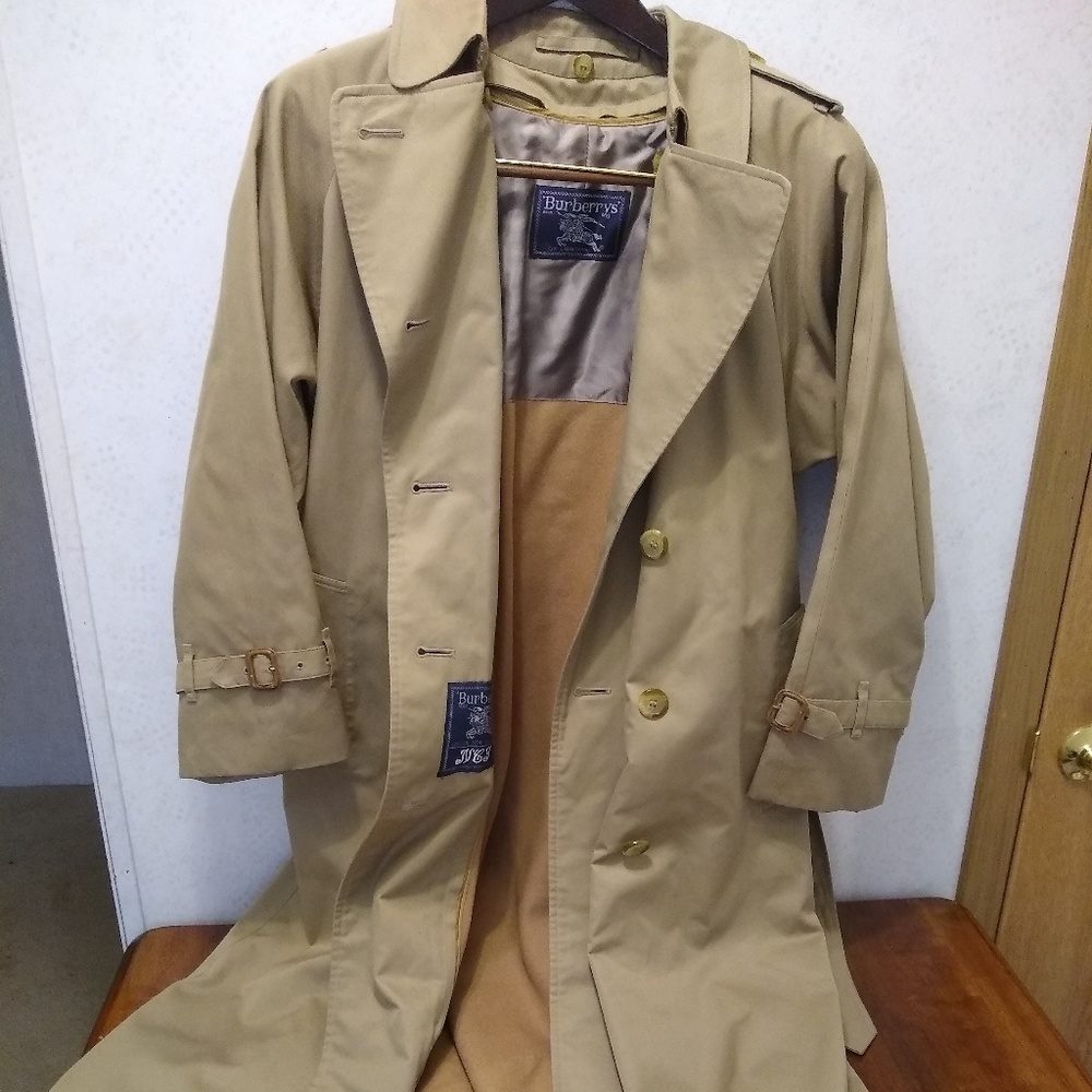 Burberry Women's Trench Coat With Liner 8 Long
